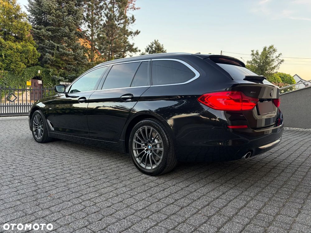 BMW Seria 5 520d xDrive Luxury Line - 4