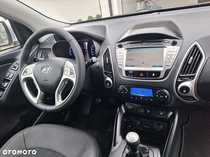 Hyundai ix35 2.0 4WD Premium - 23
