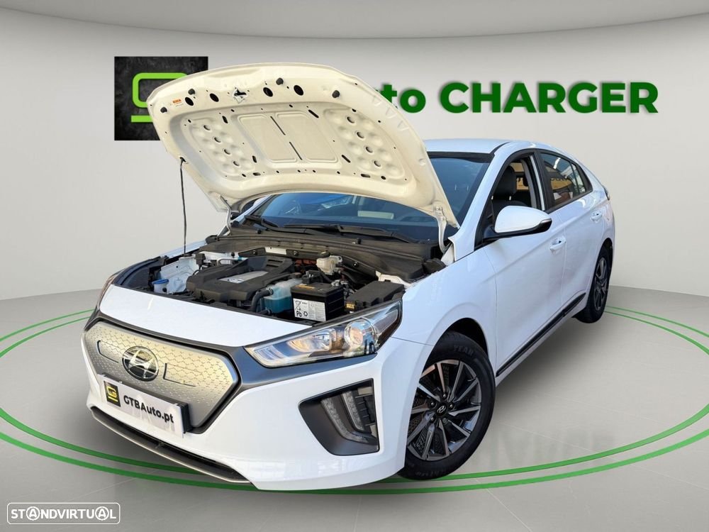 Hyundai Ioniq - 40