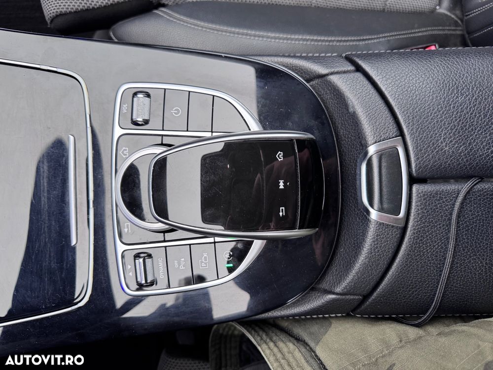 Mercedes-Benz E 220 d Aut. - 16