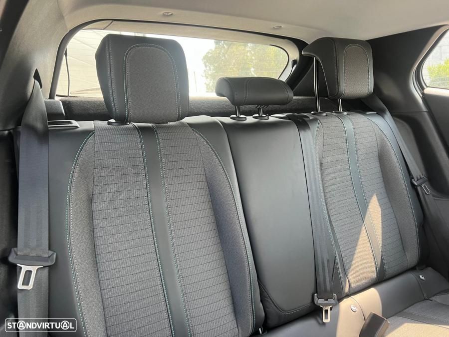Peugeot 2008 1.5 BlueHDi Active Pack - 11
