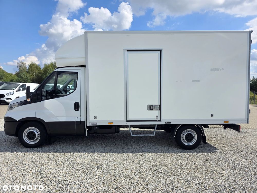 Iveco IVECO 35S18 3.0 HPI 180 KONNA KONTENER 4.2 M KLIMA HIMATIC 8 BIEGÓW WEBASTO DO 3.5 T - 2