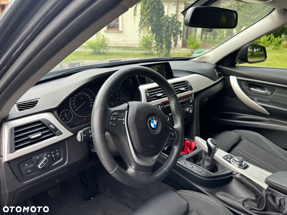 BMW Seria 3 318d Advantage - 18