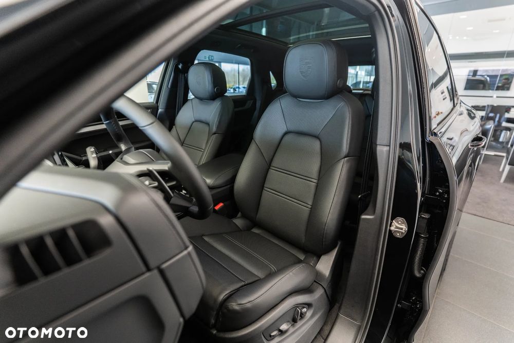 Porsche Cayenne E-Hybrid PHEV Black Edition - 9