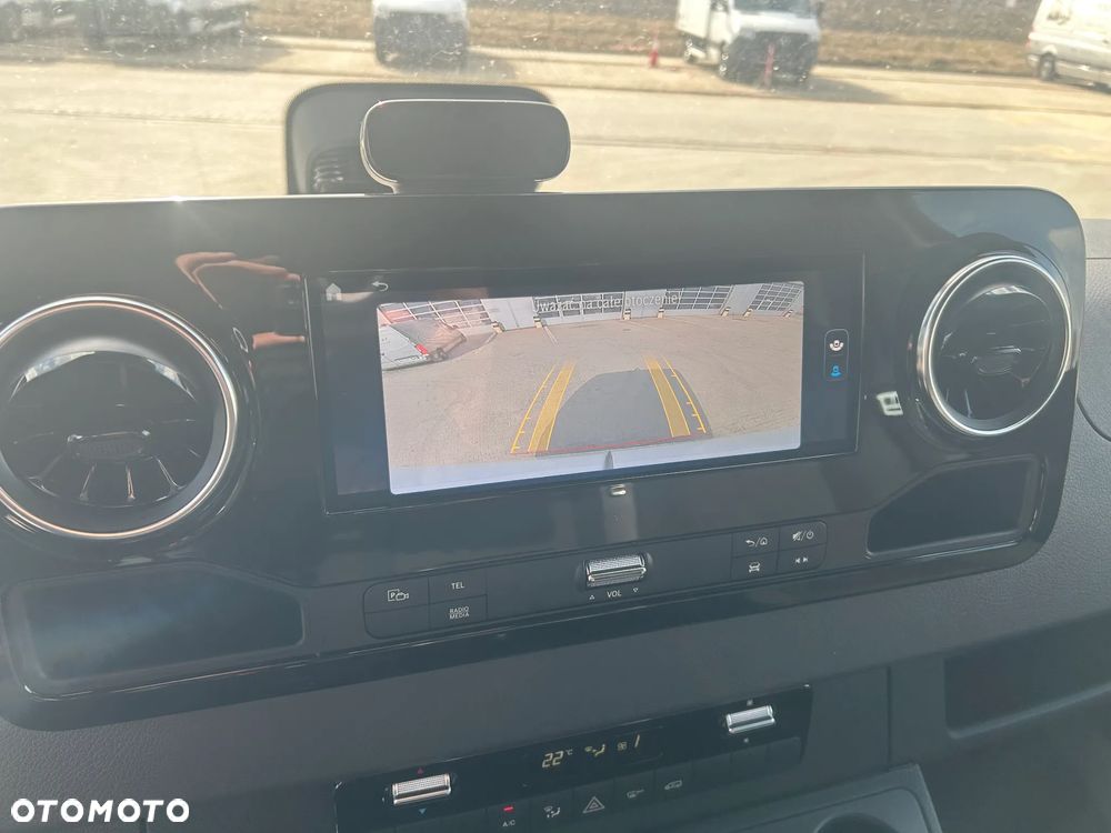 Mercedes-Benz Sprinter - 5