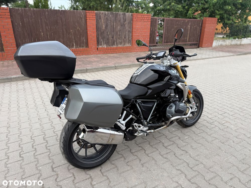 BMW R - 12