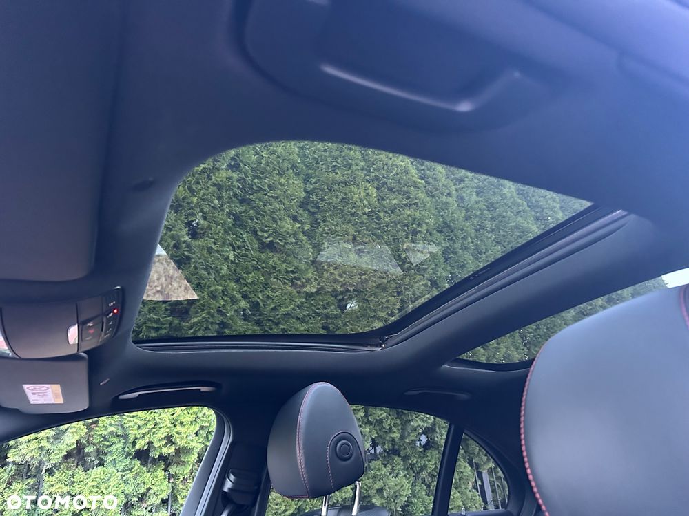 Mercedes-Benz Klasa E 43 AMG 4Matic 9G-TRONIC - 23