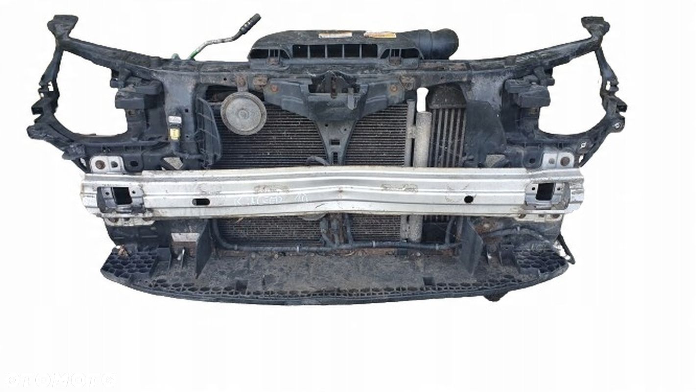 Kia Pro Ceed 1 I 09-12 1.6 CRDI pas przedni wzmocnienie chłodnice wentylato - 1