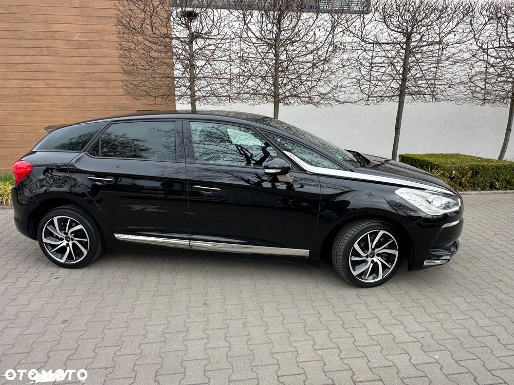 Citroën DS5 BlueHDi 180 EAT6 Business Class - 11
