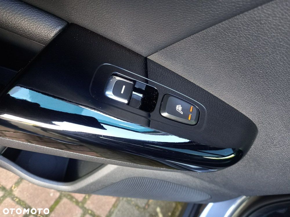 Kia Sportage 1.7 CRDI Business Line M 2WD - 26