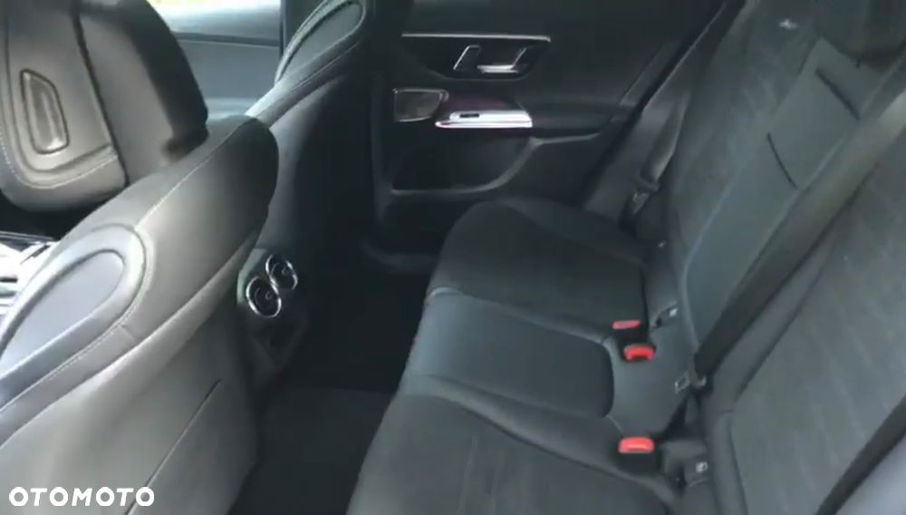 Mercedes-Benz GLC 300 d 4Matic 9G-TRONIC AMG Line Advanced - 15