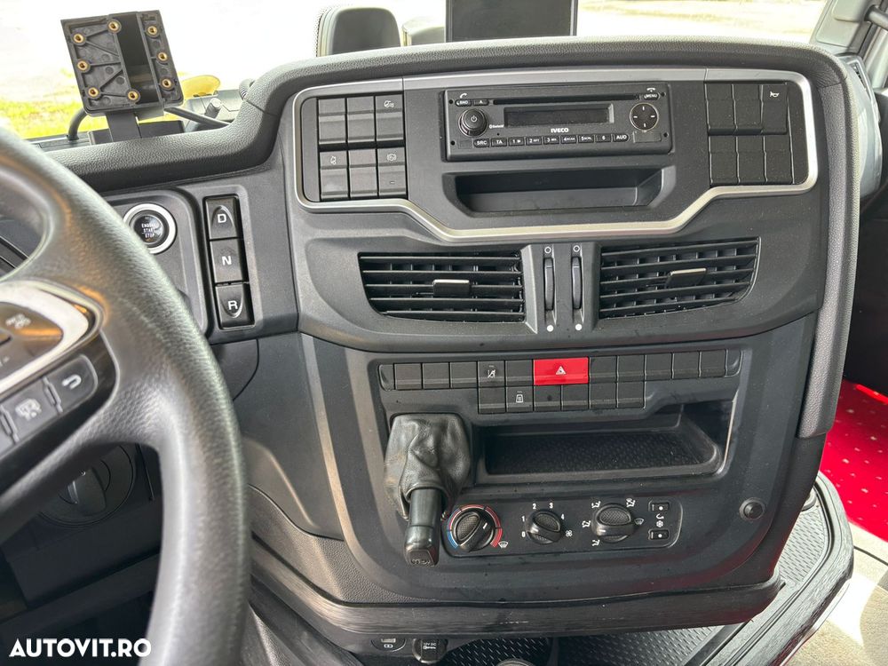 Iveco S-WAY - 18