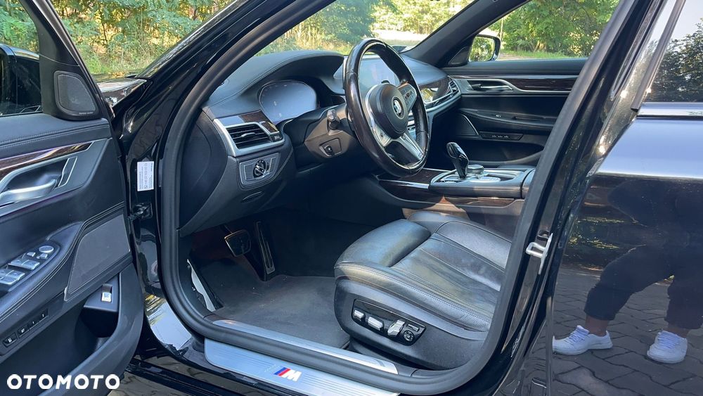BMW Seria 7 - 4