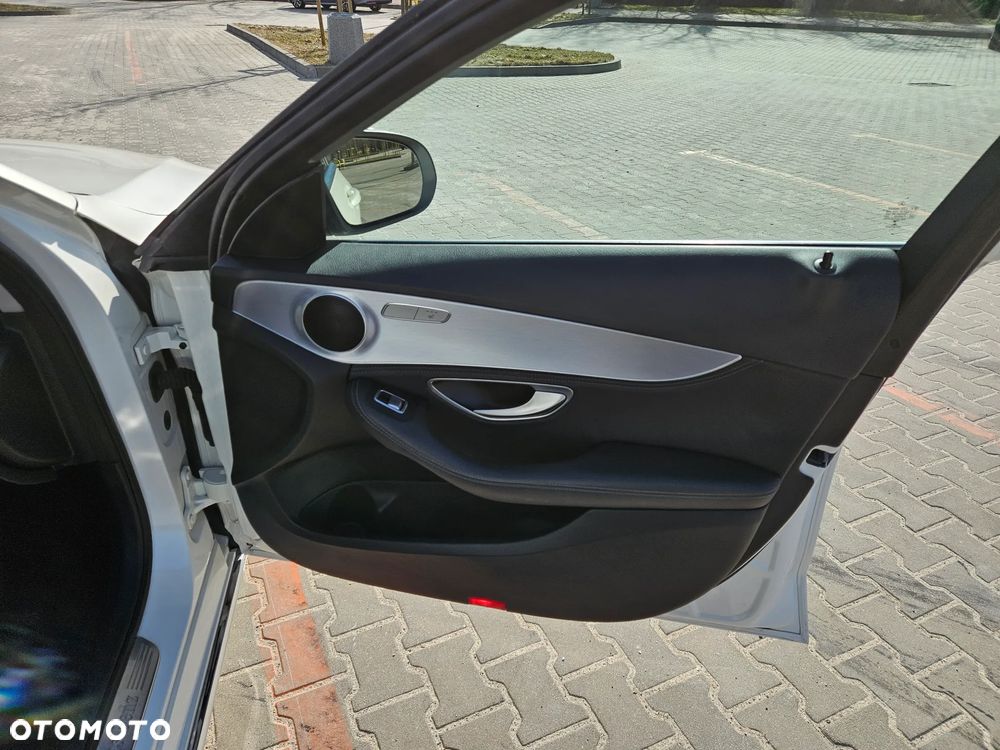 Mercedes-Benz Klasa C 200 (BlueTEC) d 7G-TRONIC Exclusive - 17
