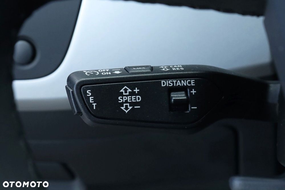 Audi A4 Limousine - 16