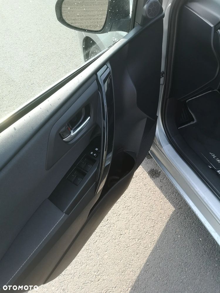 Toyota Auris - 16