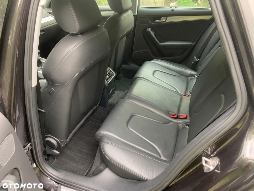 Audi A4 Avant 2.0 TDI e DPF S line Sportpaket - 9