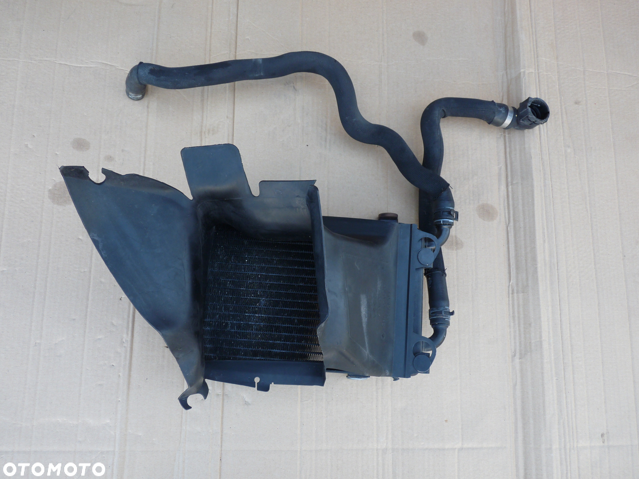 AUDI A6 C6 S6 5.2 FSI BXA DODATKOWA CHŁODNICA WODY 4F0121212G - 6
