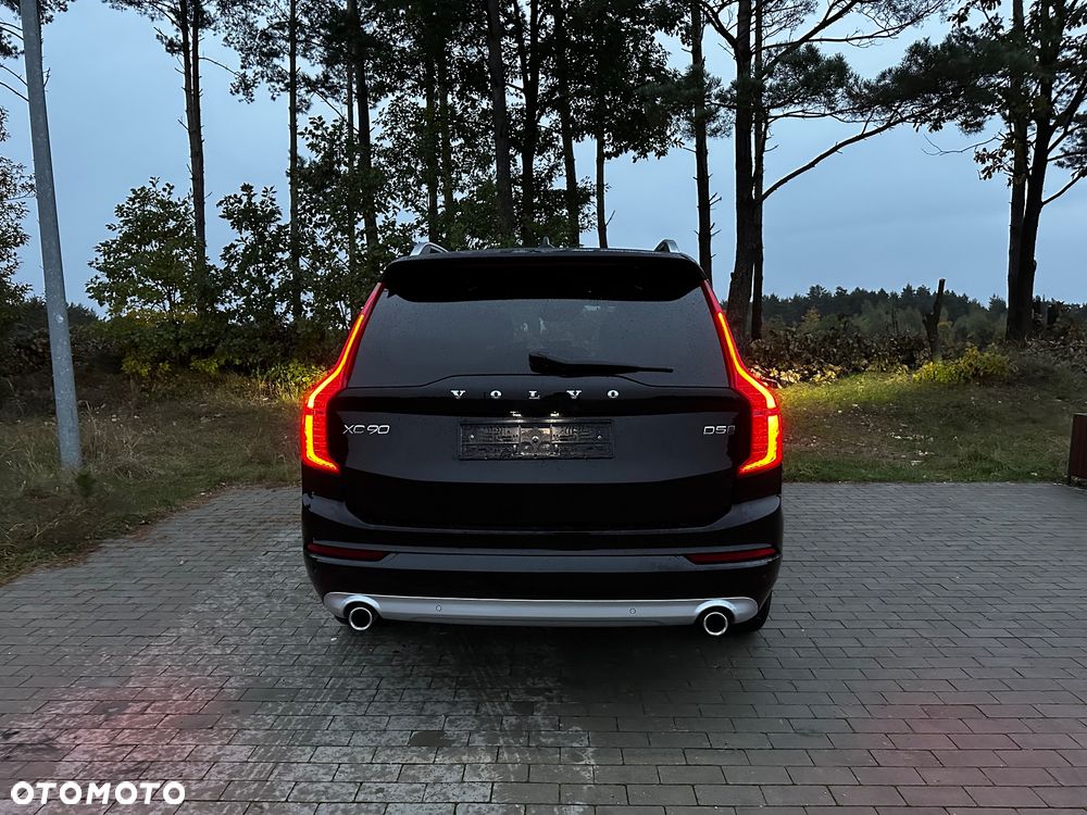 Volvo XC 90 D5 AWD Geartronic Momentum - 6
