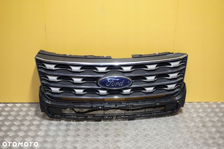 FORD EXPLORER 2016 2017 2018 Atrapa Przód Grill USA - 1