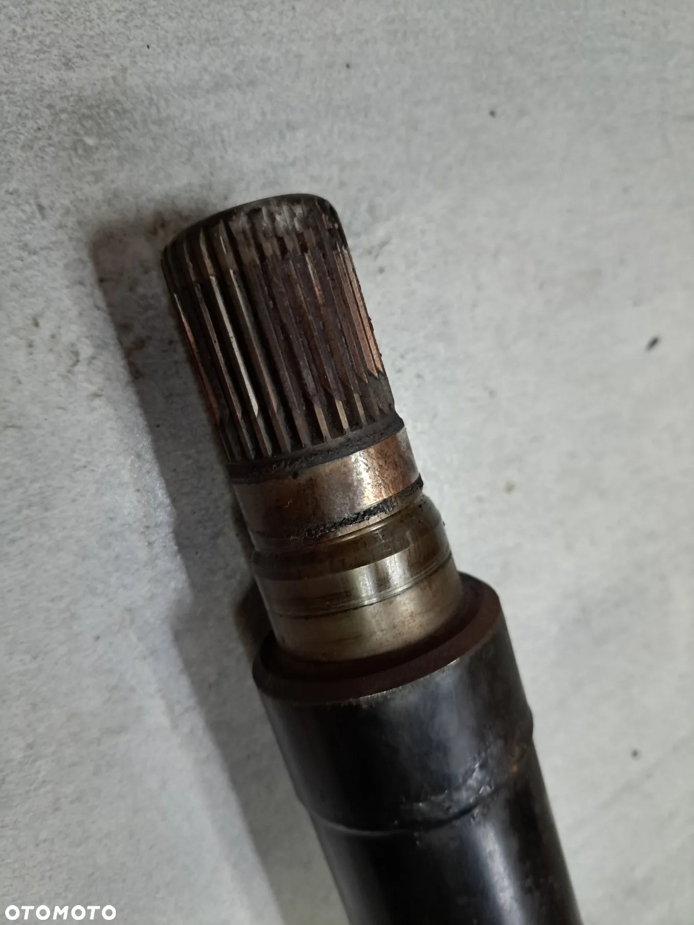 PÓŁOŚ PRAWA PRZÓD VOLVO V70 lll S80 II 3.2 B R6 243 KM 07-16r 30783208 - 5