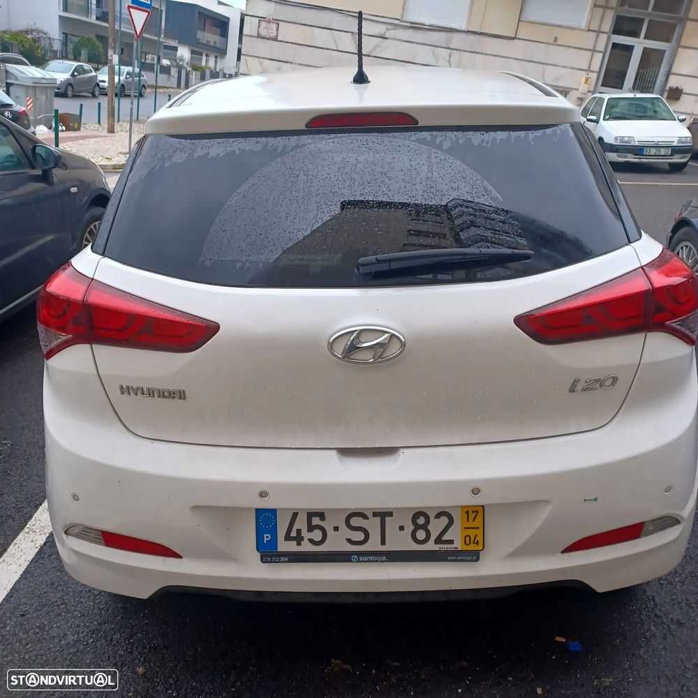 Hyundai i20 1.2 Comfort - 10
