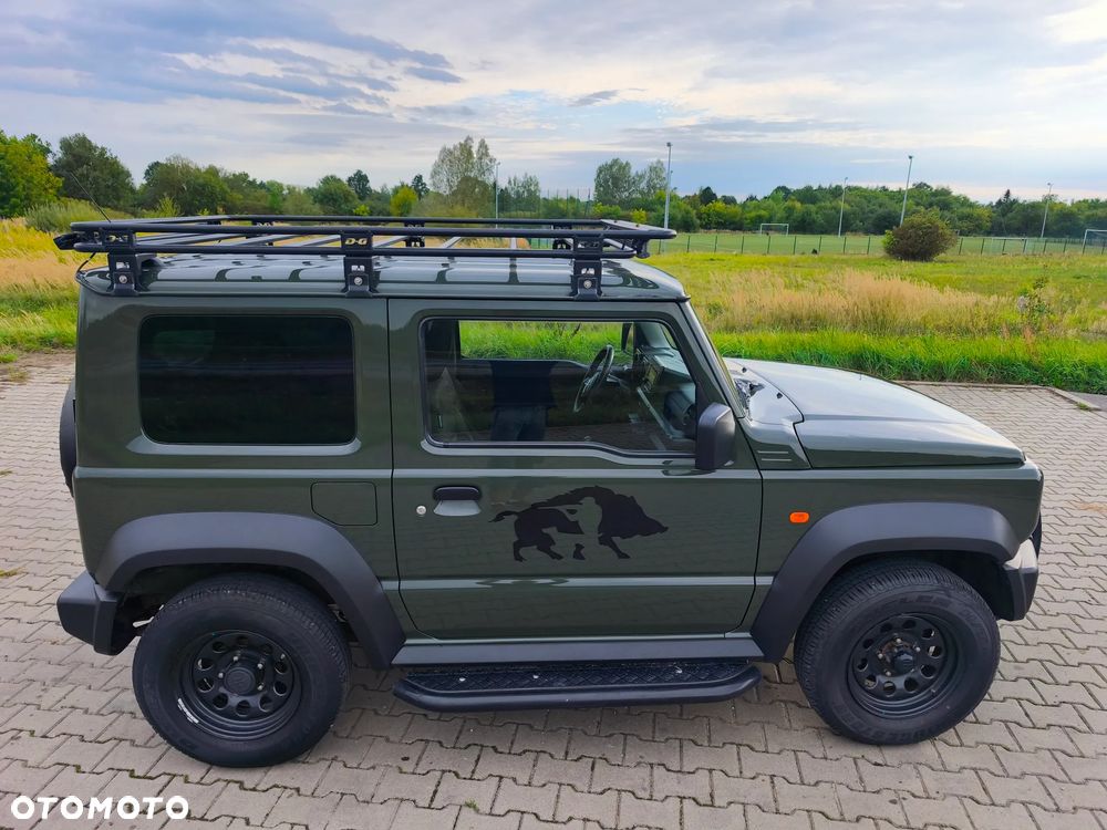 Suzuki Jimny 1.5 Premium - 11