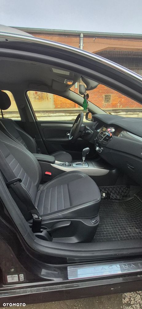 Renault Laguna 2.0 dCi Bose Edition - 10