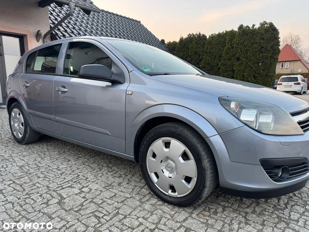 Opel Astra 1.6 Edition - 11