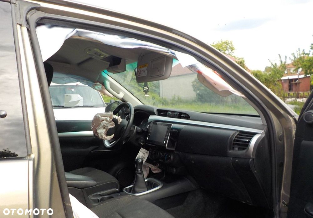 Toyota Hilux - 19