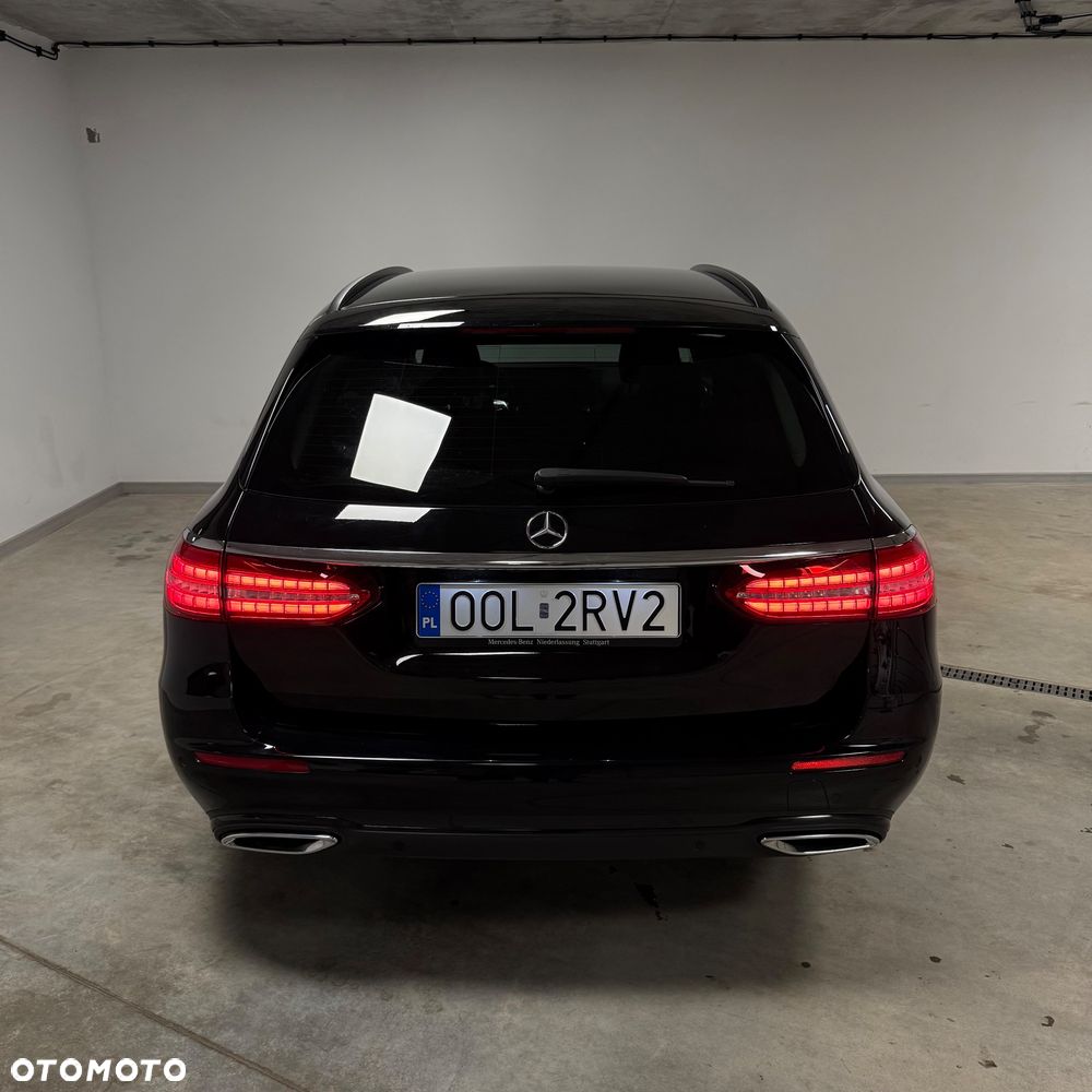 Mercedes-Benz Klasa E 220 d T 9G-TRONIC Avantgarde - 8