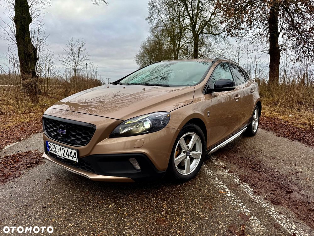 Volvo V40 Cross Country D2 Summum - 1