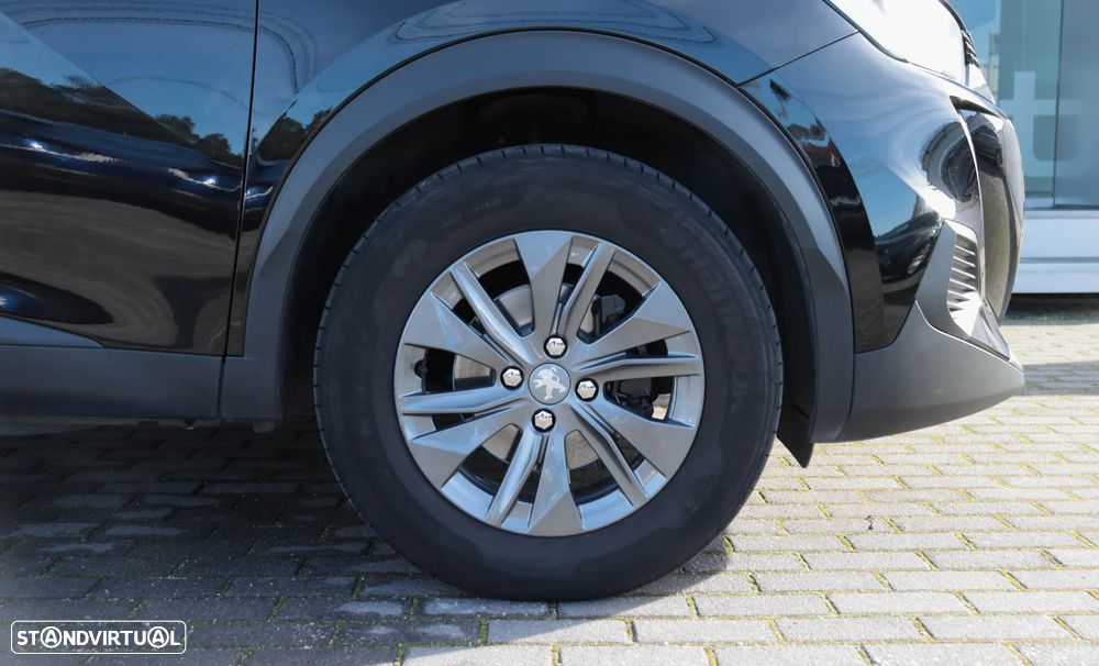 Peugeot 2008 1.2 PureTech Active EAT8 — fotografia 6