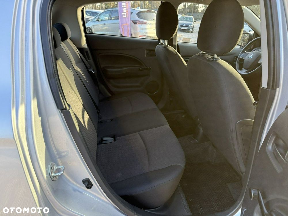 Mitsubishi Space Star - 14