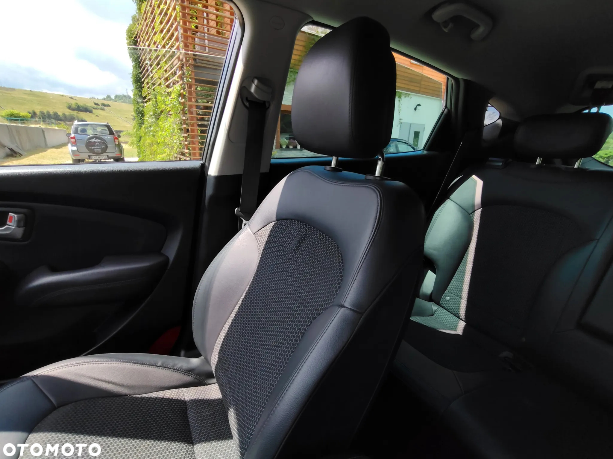 Hyundai ix35 2.0 4WD Comfort - 12