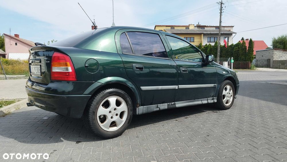Opel Astra - 3