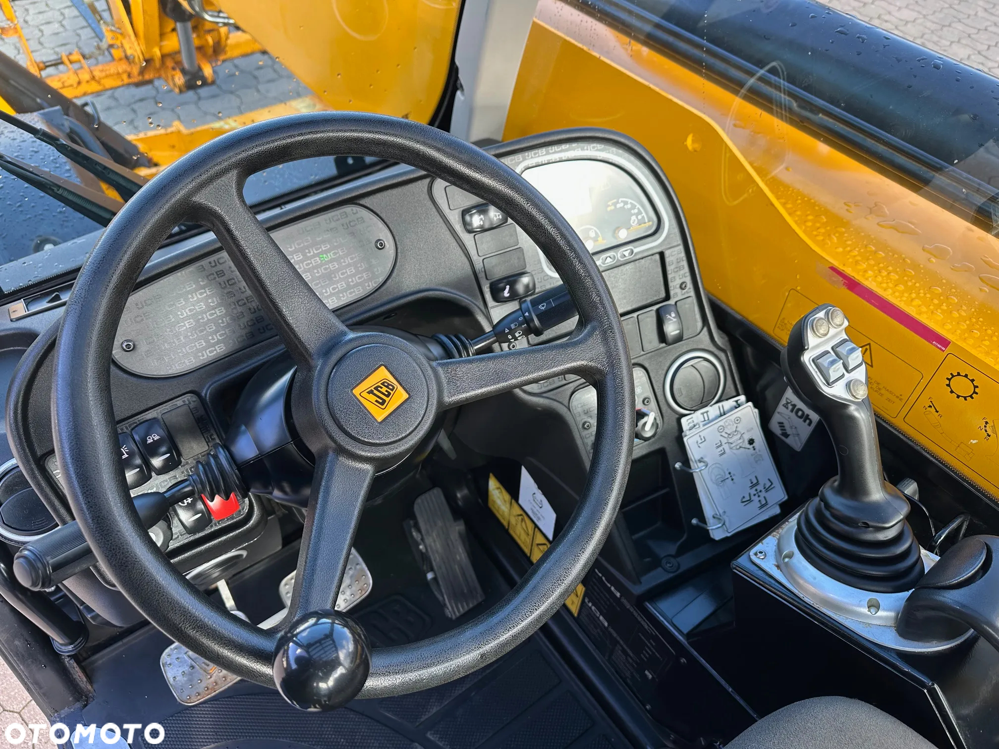 JCB 540-140 Hi Viz - 8