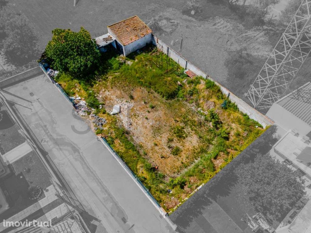 Terreno Urbano para construção com infraestruturas - Grande imagem: 3/12