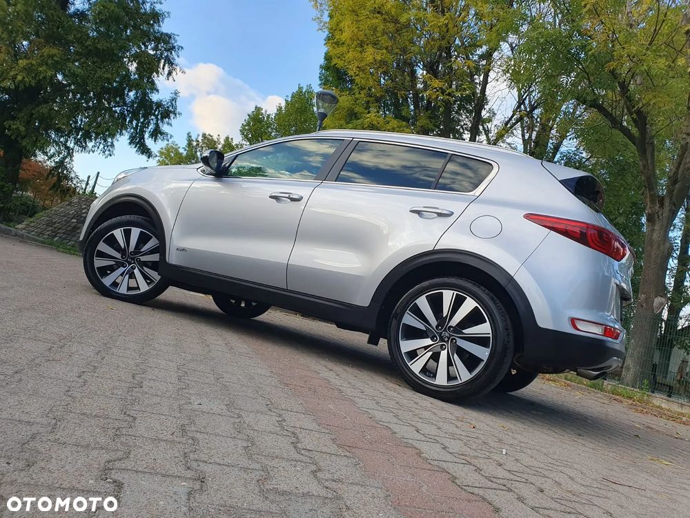 Kia Sportage 1.6 T-GDI AWD VISION - 28