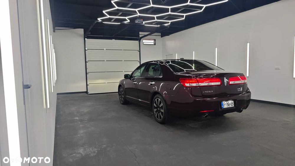 Lincoln MKZ - 20
