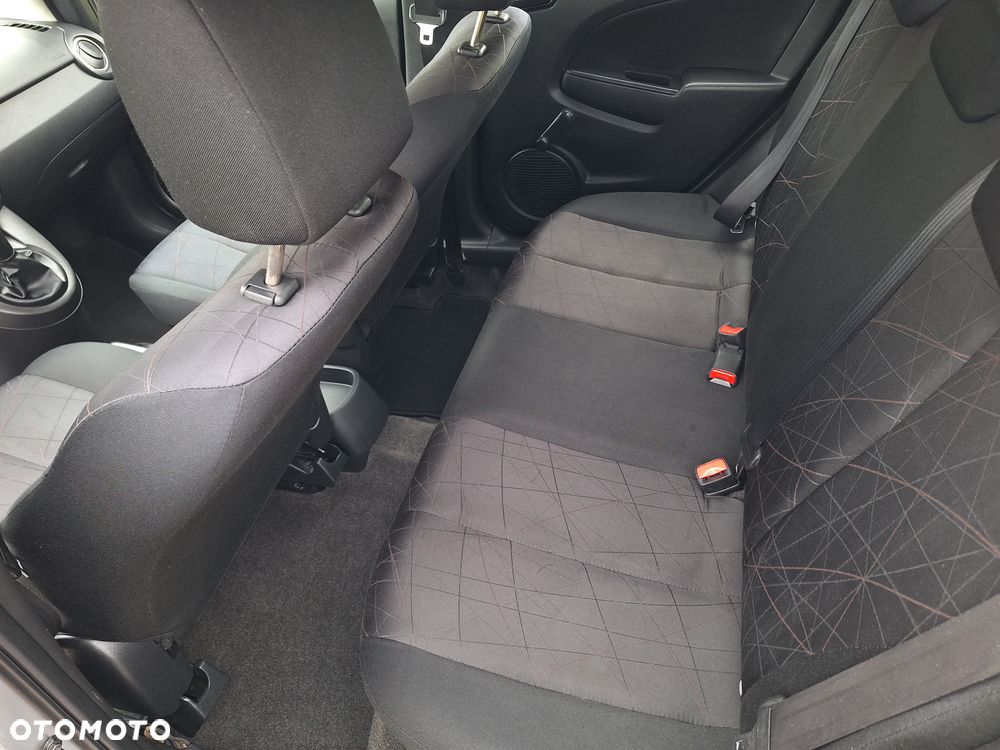 Mazda 2 1.3 Trend & Fun - 23