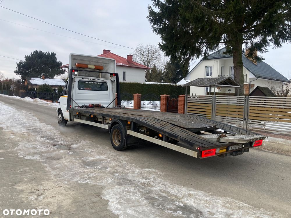 Mercedes-Benz 616 - 4