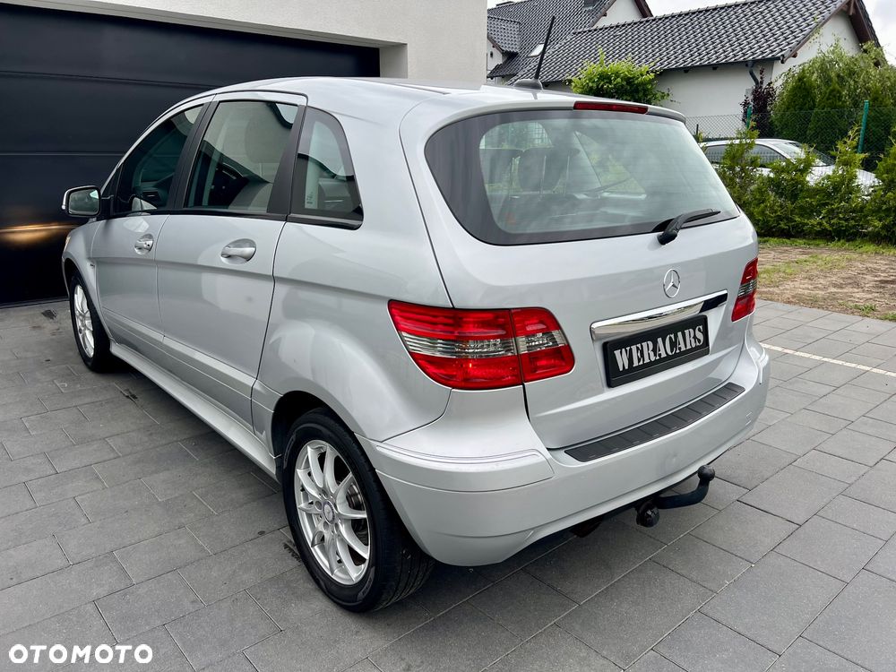 Mercedes-Benz Klasa B 180 BlueEFFICIENCY SPORT EDITION - 10