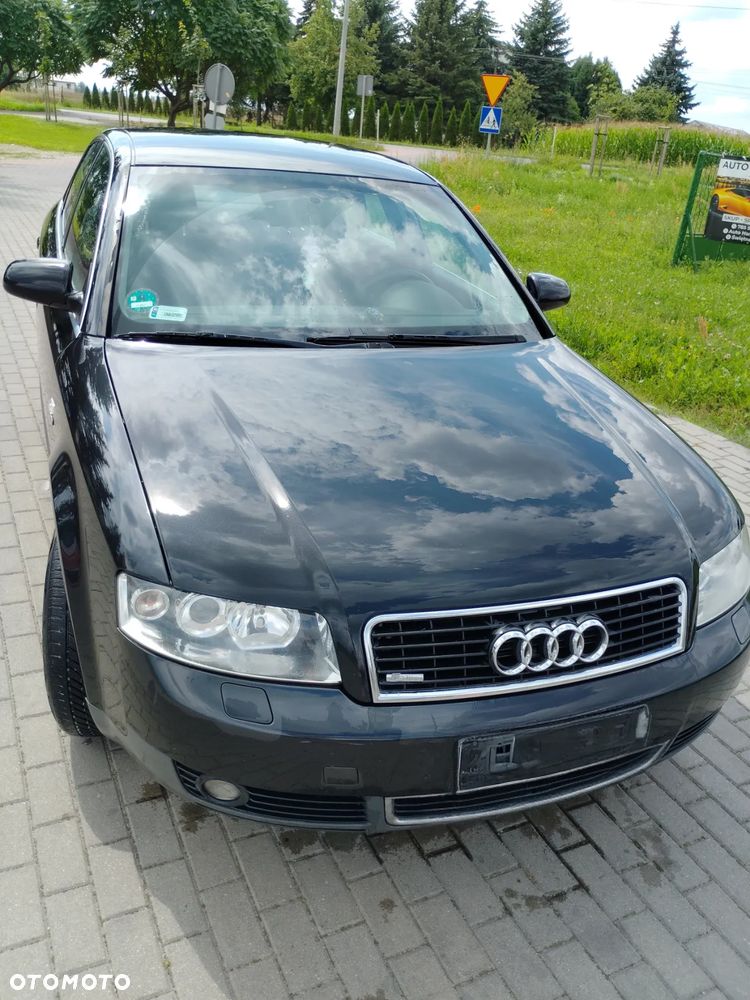 Audi A4 - 4
