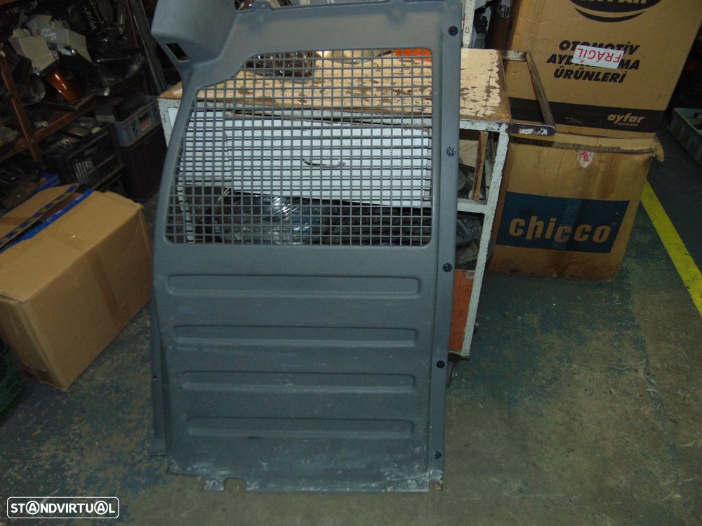 VW Caddy  placa separadora carga - 1