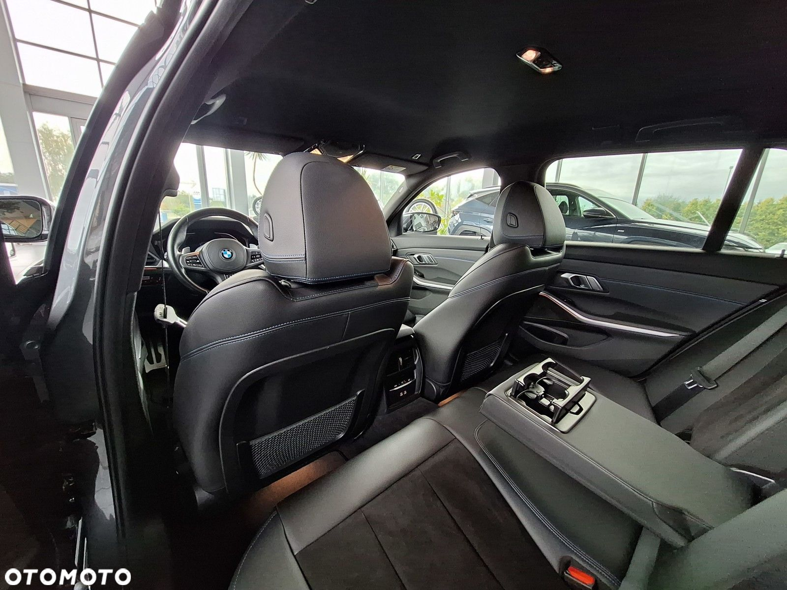 BMW Seria 3 320d xDrive M Sport sport - 23