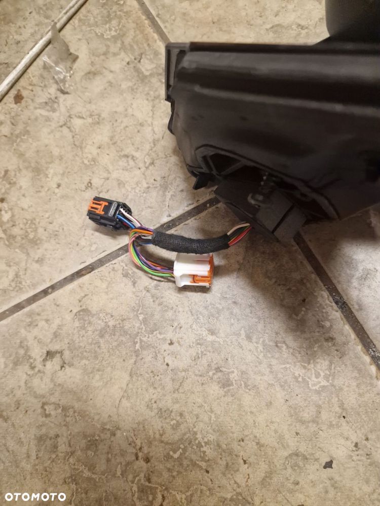 lusterko lewe 17 pin lub prawe 19 pin citroen c5 aircross lift - 7