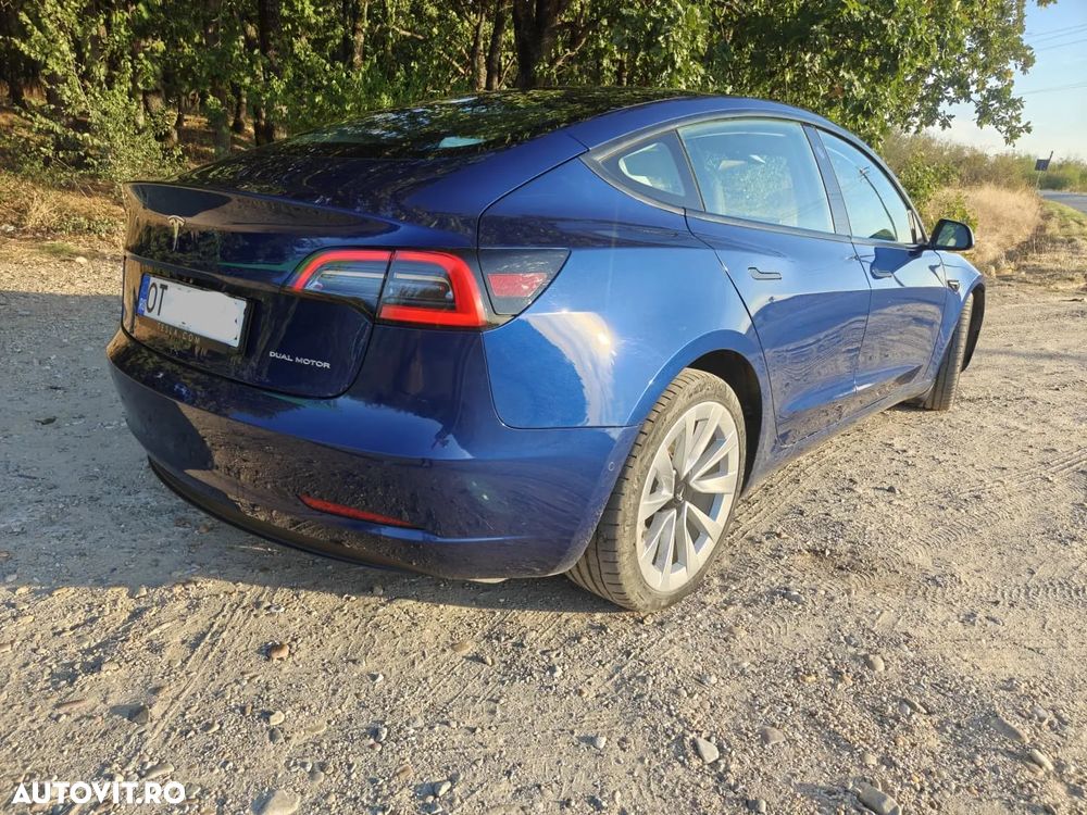 Tesla Model 3 2022 photo 5