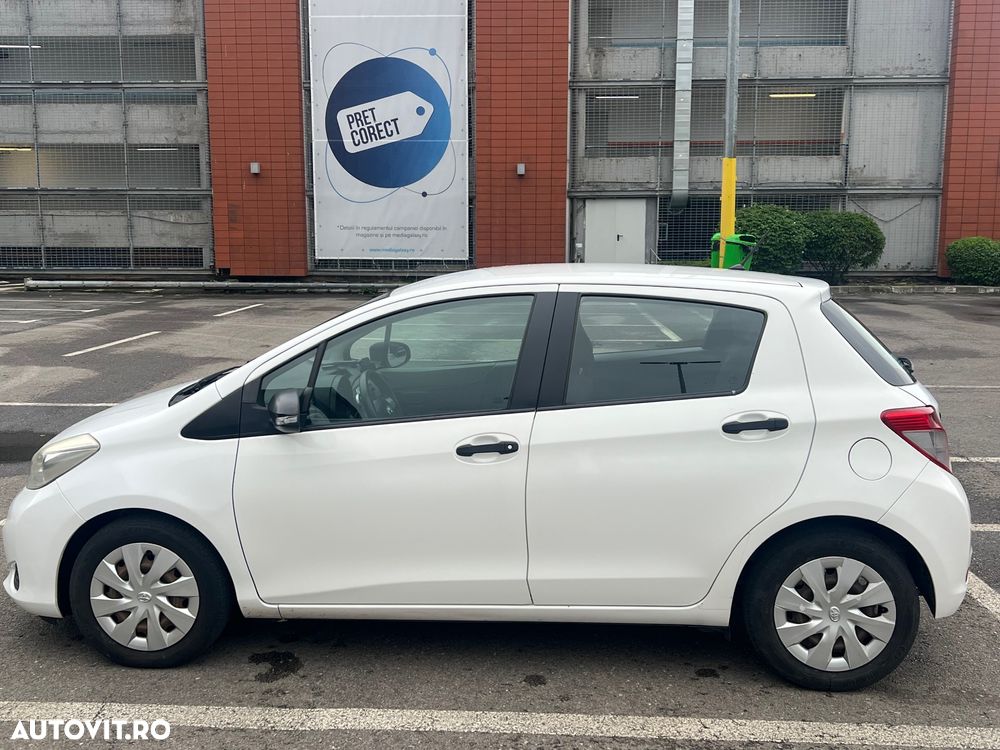 Toyota Yaris - 8