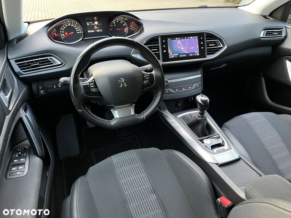 Peugeot 308 - 17